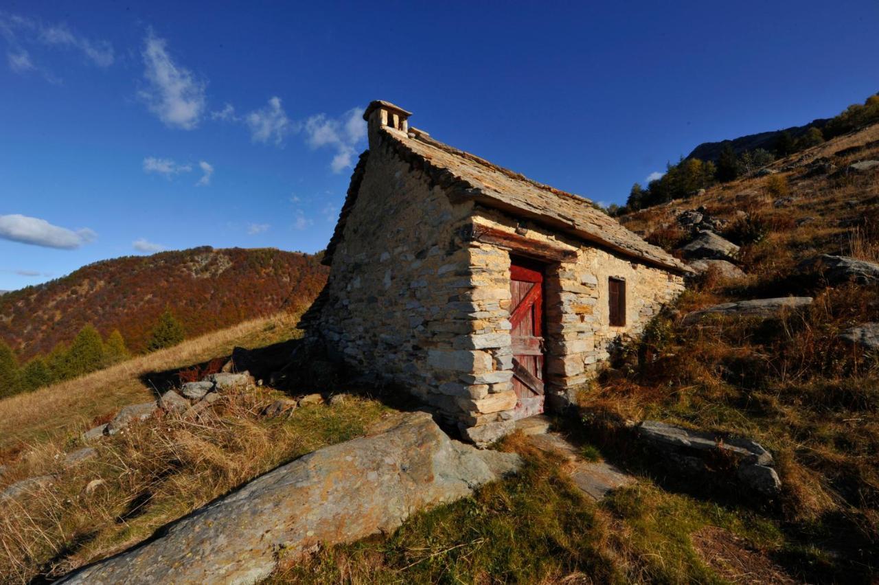 Rifugio Parpinasca Vandrarhem Trontano Exteriör bild
