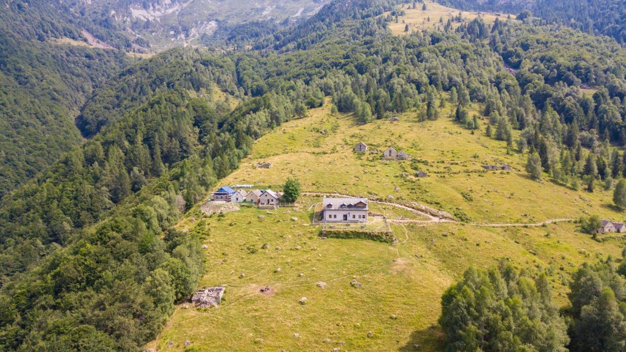 Rifugio Parpinasca Vandrarhem Trontano Exteriör bild