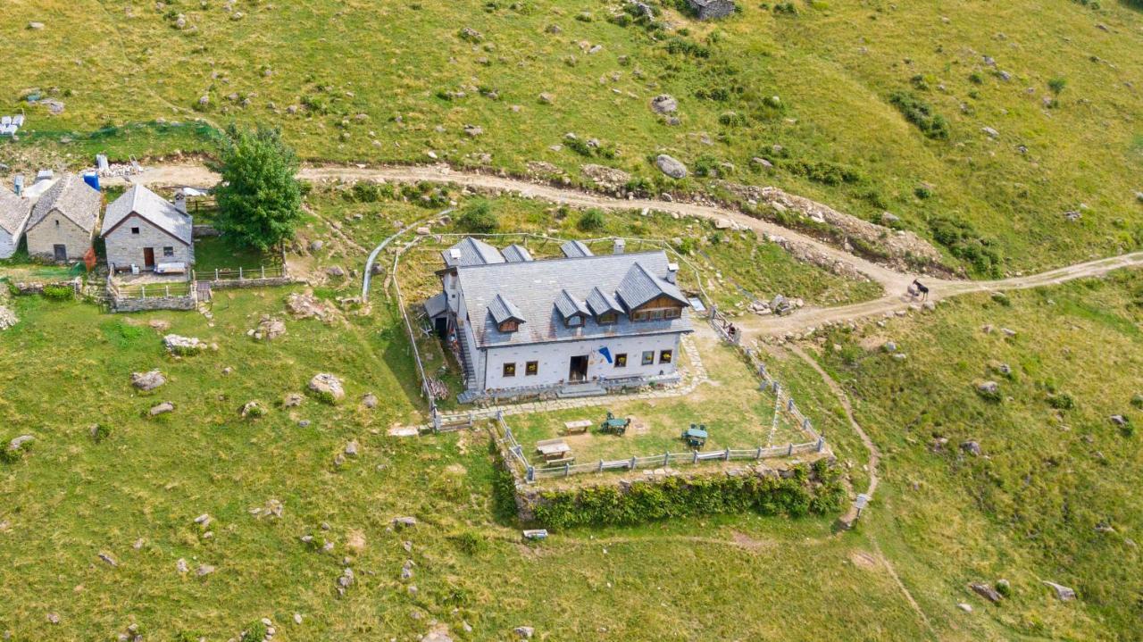 Rifugio Parpinasca Vandrarhem Trontano Exteriör bild